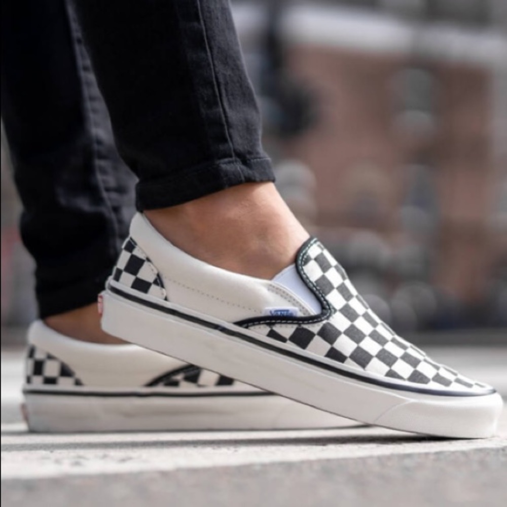 VANS Checkerboard Classic Slip-On Shoe